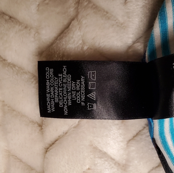 AXCESS | Women's blue medallion-pattern front striped back tanktop. Size large. - Picture 5 of 5